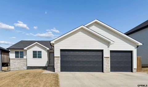 Photo of 840 Whitetail Run Circle, Ashland, NE 68003 (MLS # 22607485)