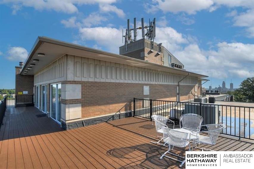 Omaha, Nebraska 68105, United States, 2 Bedrooms Bedrooms, ,1 BathroomBathrooms,Residential,Active,164670