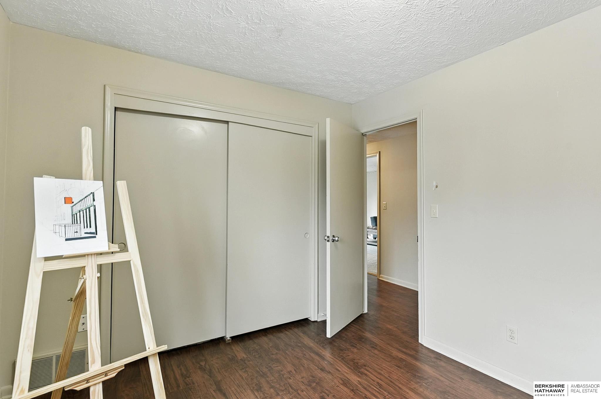 Omaha, Nebraska 68105, United States, 2 Bedrooms Bedrooms, ,1 BathroomBathrooms,Residential,Active,164670