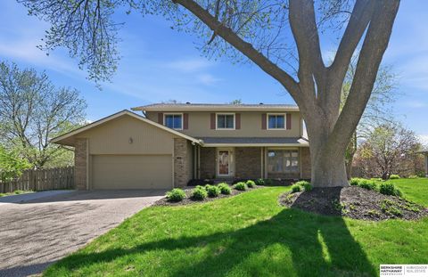 Photo of 1875 S 131st Avenue, Omaha, NE 68144 (MLS # 22610640)