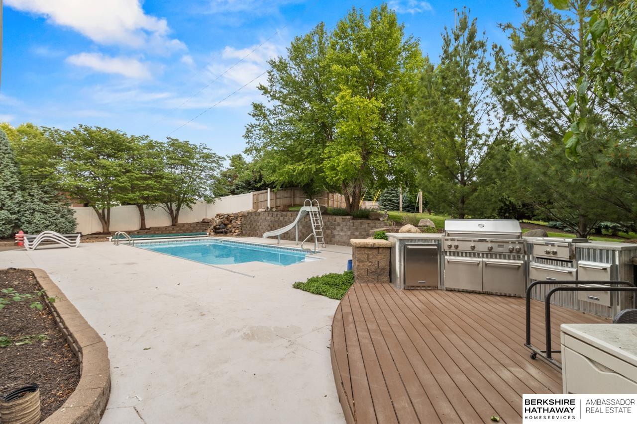 Elkhorn, Nebraska 68022, United States, 3 Bedrooms Bedrooms, ,3 BathroomsBathrooms,Residential,Active,141955