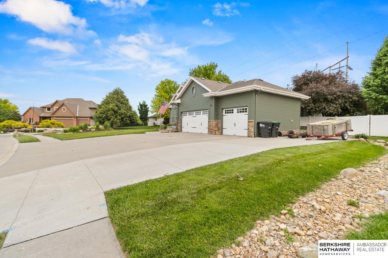 Elkhorn, Nebraska 68022, United States, 3 Bedrooms Bedrooms, ,3 BathroomsBathrooms,Residential,Active,141955