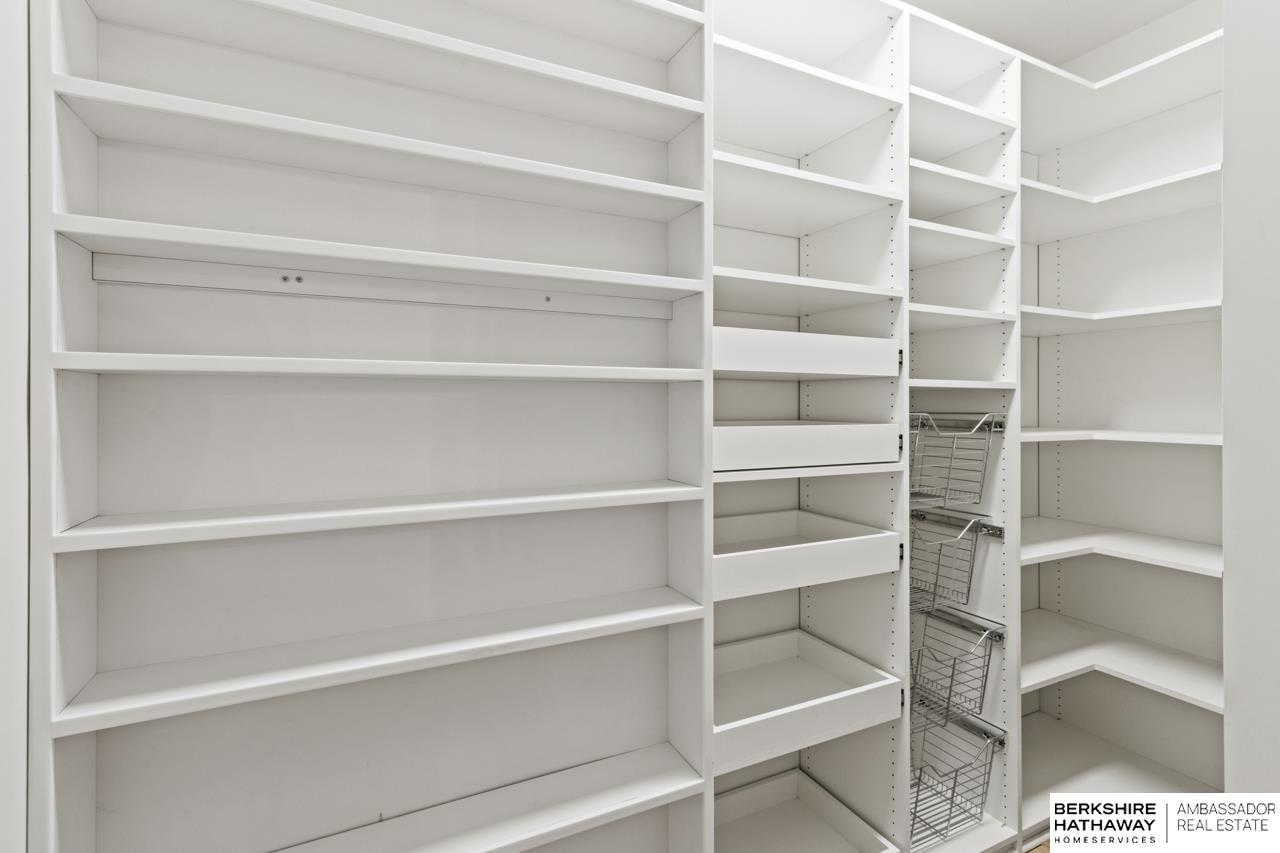 Elkhorn, Nebraska 68022, United States, 3 Bedrooms Bedrooms, ,3 BathroomsBathrooms,Residential,Active,141955