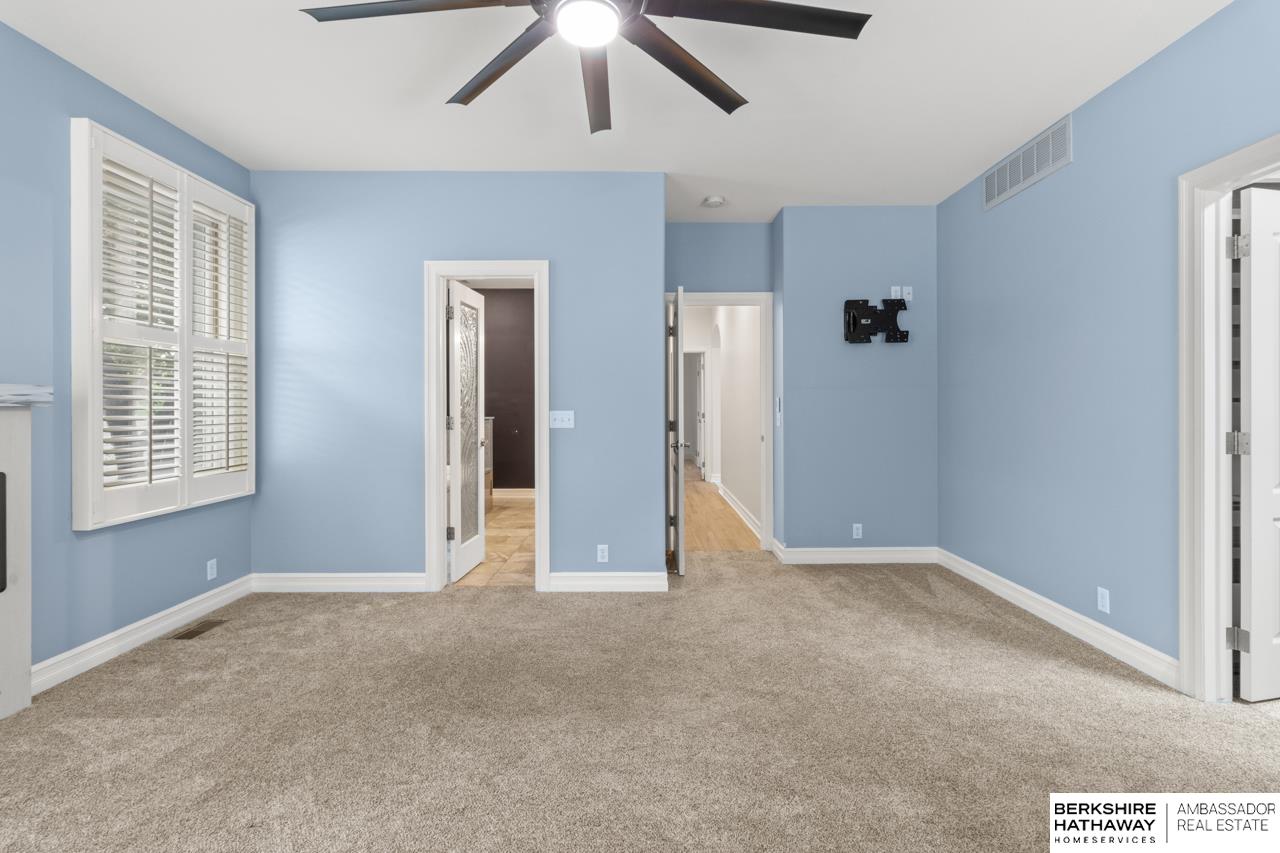 Elkhorn, Nebraska 68022, United States, 3 Bedrooms Bedrooms, ,3 BathroomsBathrooms,Residential,Active,141955