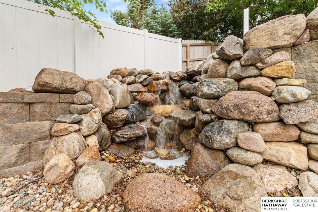 Elkhorn, Nebraska 68022, United States, 3 Bedrooms Bedrooms, ,3 BathroomsBathrooms,Residential,Active,141955