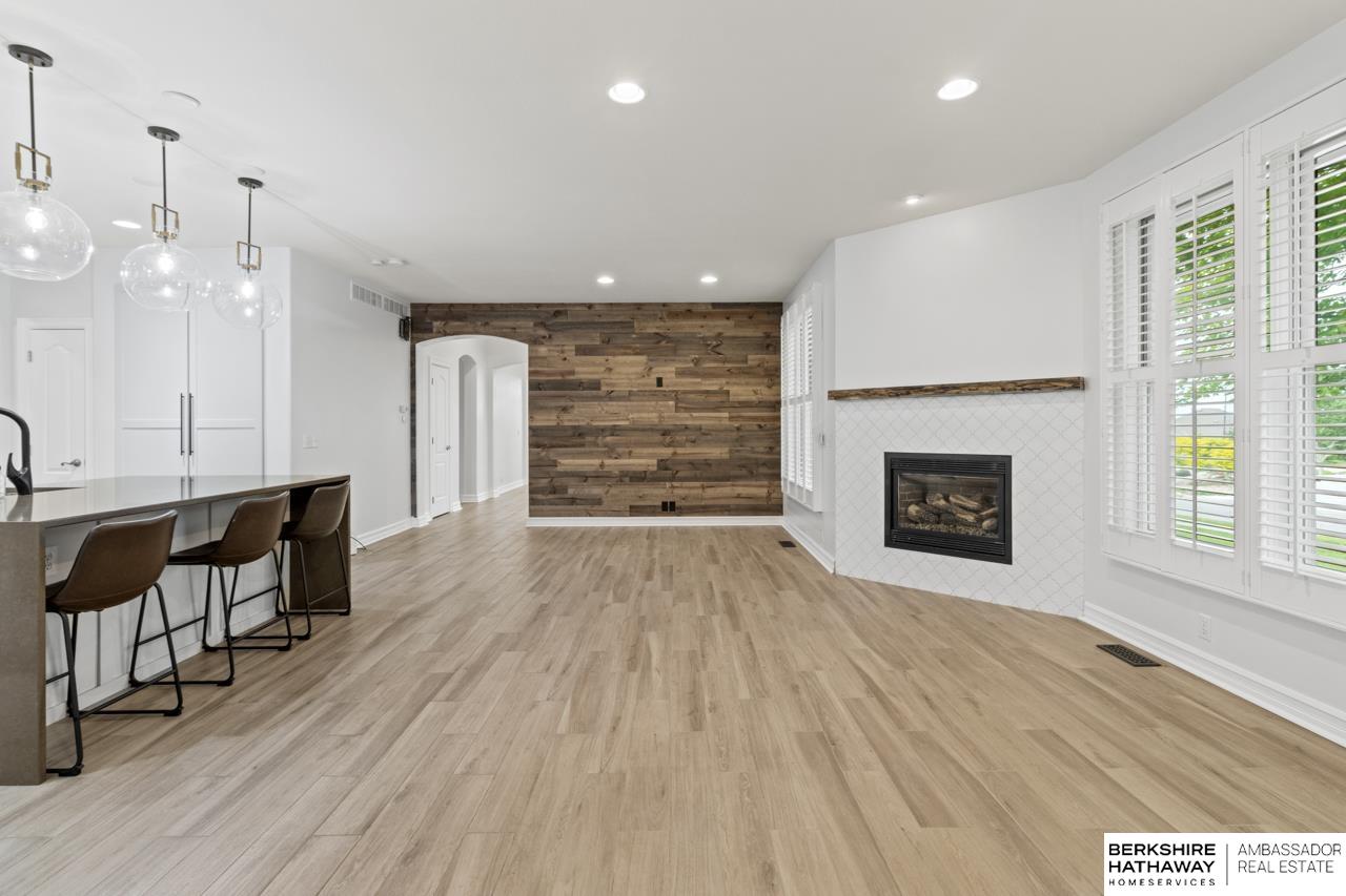 Elkhorn, Nebraska 68022, United States, 3 Bedrooms Bedrooms, ,3 BathroomsBathrooms,Residential,Active,141955