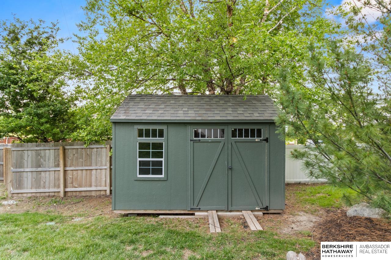 Elkhorn, Nebraska 68022, United States, 3 Bedrooms Bedrooms, ,3 BathroomsBathrooms,Residential,Active,141955