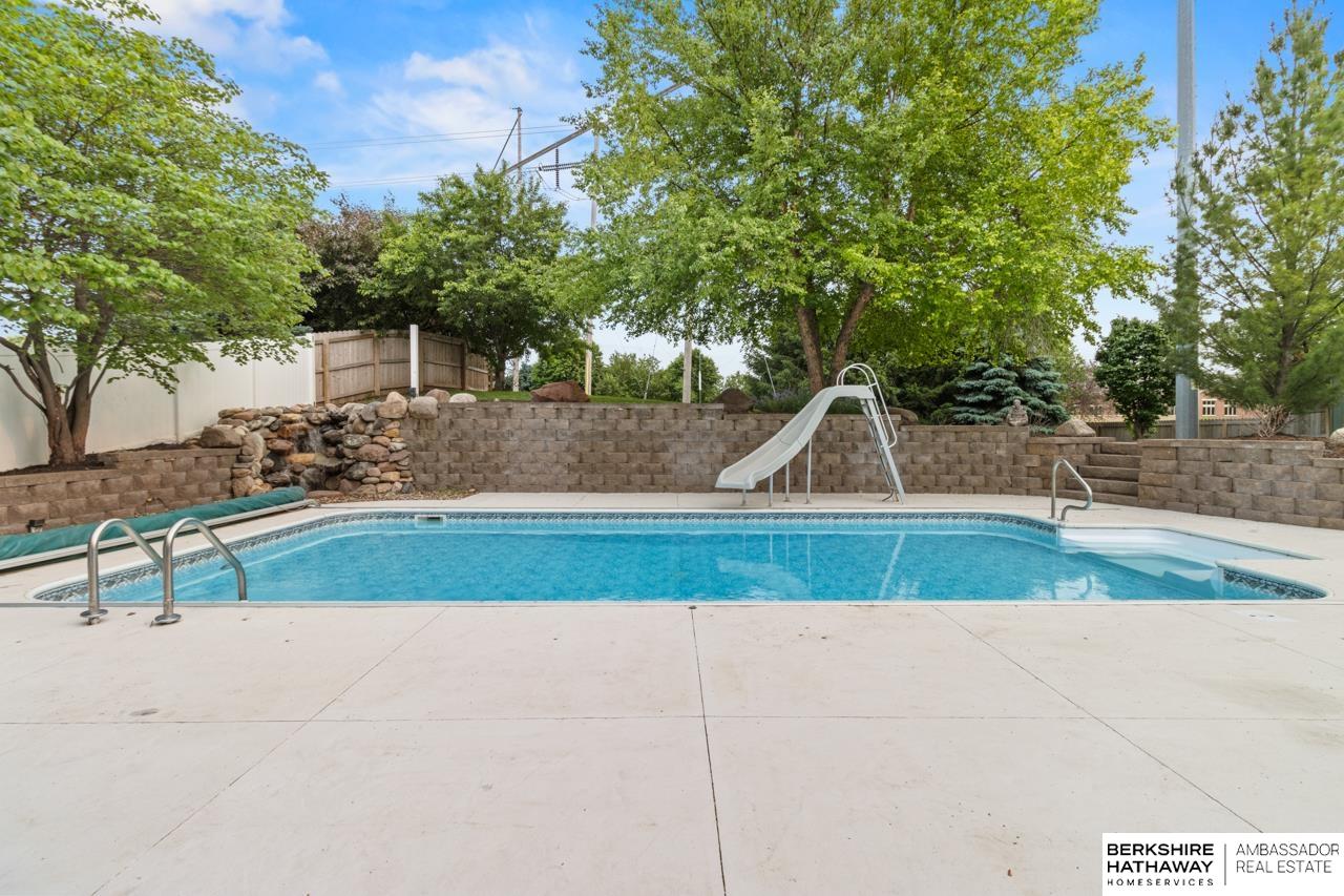 Elkhorn, Nebraska 68022, United States, 3 Bedrooms Bedrooms, ,3 BathroomsBathrooms,Residential,Active,141955