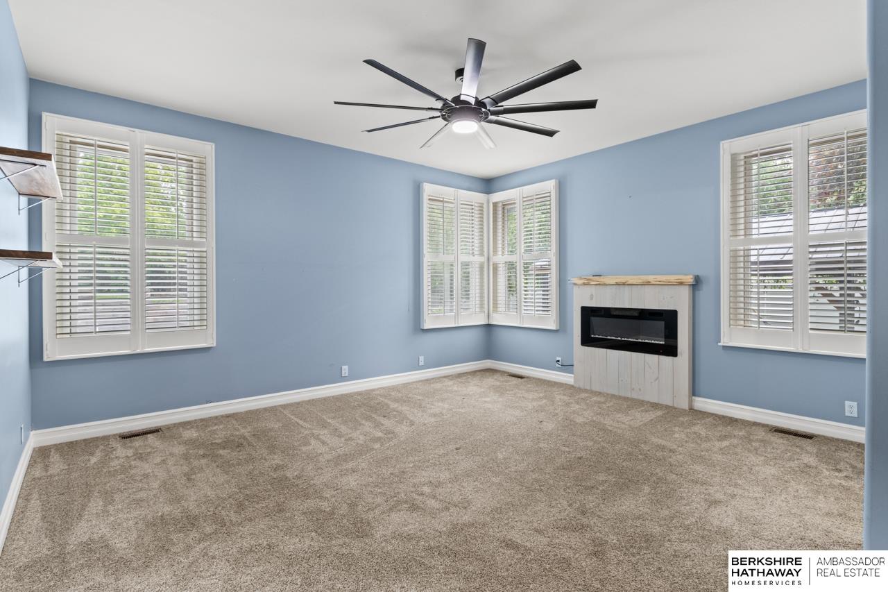 Elkhorn, Nebraska 68022, United States, 3 Bedrooms Bedrooms, ,3 BathroomsBathrooms,Residential,Active,141955