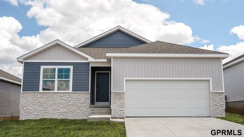 Photo of 18817 Ogden Street, Elkhorn, NE 68022 (MLS # 22532371)