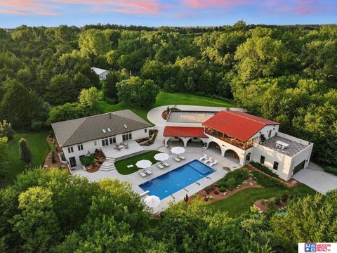 566 S 10th Road Palmyra NE 68418