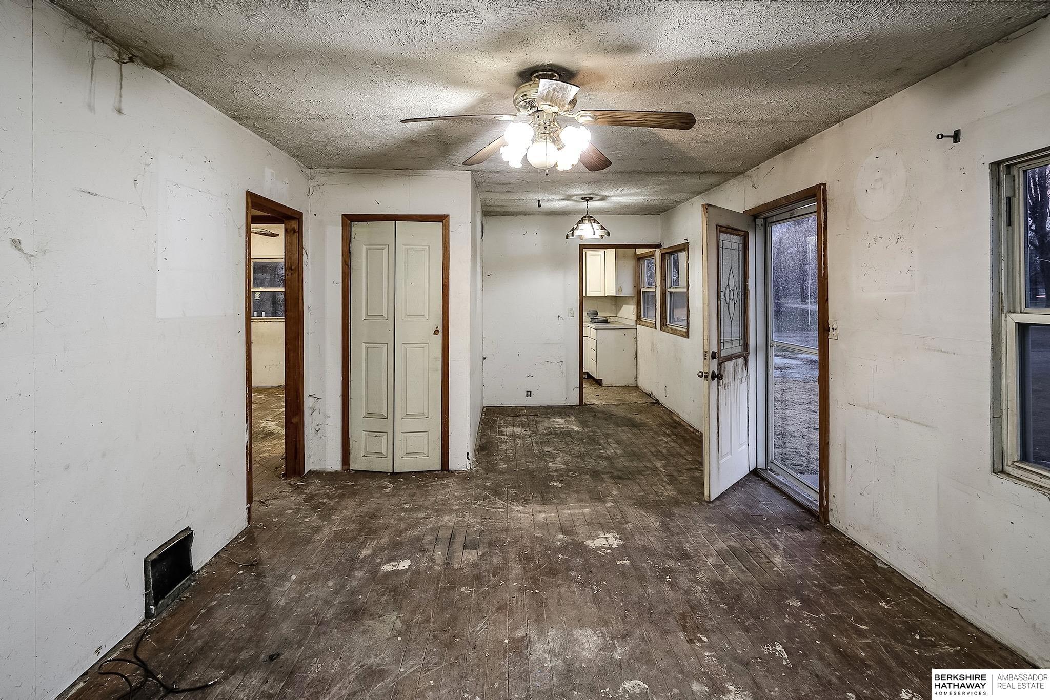 Mead, Nebraska 68041, United States, 2 Bedrooms Bedrooms, ,1 BathroomBathrooms,Residential,Pending,246708