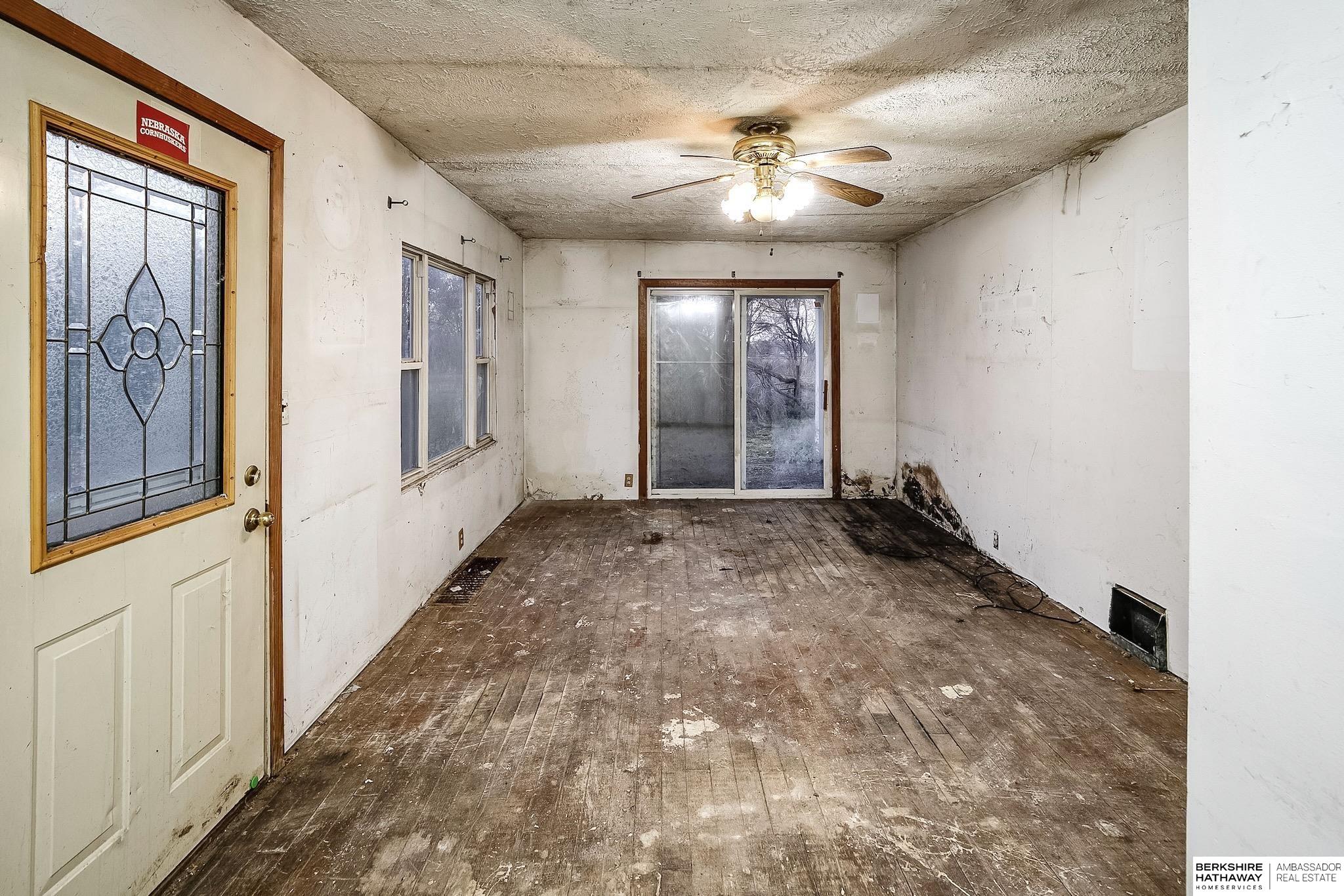 Mead, Nebraska 68041, United States, 2 Bedrooms Bedrooms, ,1 BathroomBathrooms,Residential,Pending,246708