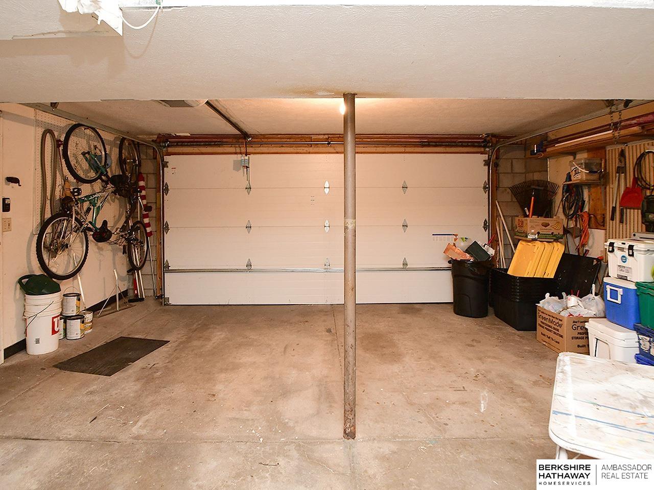 Omaha, Nebraska 68137, United States, 3 Bedrooms Bedrooms, ,2 BathroomsBathrooms,Residential,Active,191600