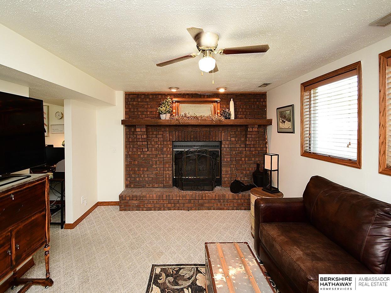 Omaha, Nebraska 68137, United States, 3 Bedrooms Bedrooms, ,2 BathroomsBathrooms,Residential,Active,191600