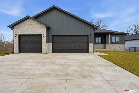 Photo of 1044 Tuscan Trail, Hickman, NE 68372 (MLS # 22608888)