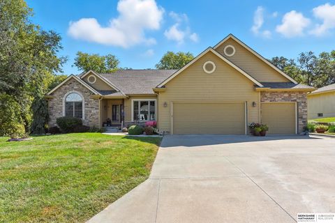 Photo of 19719 Sterling Court, Plattsmouth, NE 68048 (MLS # 22611301)