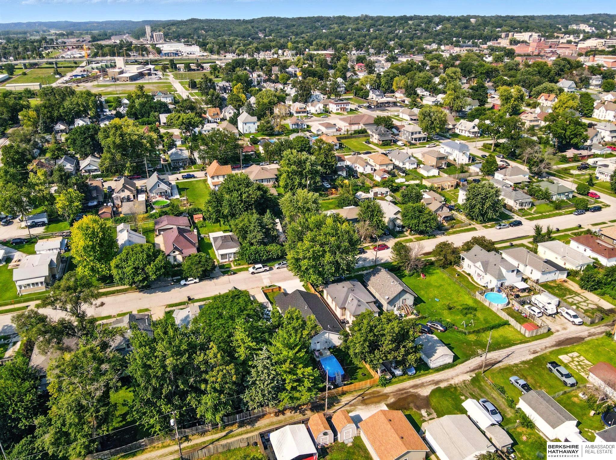 Council Bluffs, Iowa 51501, United States, 3 Bedrooms Bedrooms, ,2 BathroomsBathrooms,Residential,Active,187086