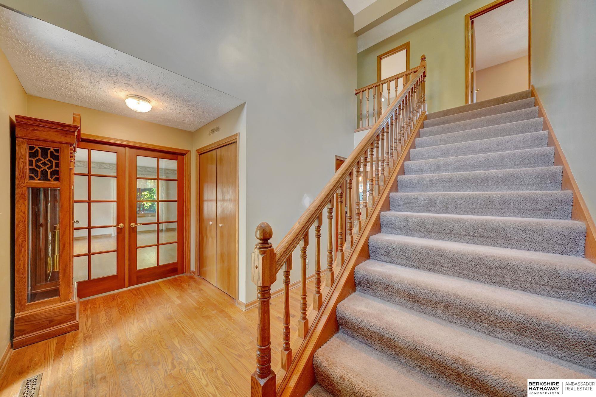 Lincoln, Nebraska 68516, United States, 4 Bedrooms Bedrooms, ,4 BathroomsBathrooms,Residential,Active,224550