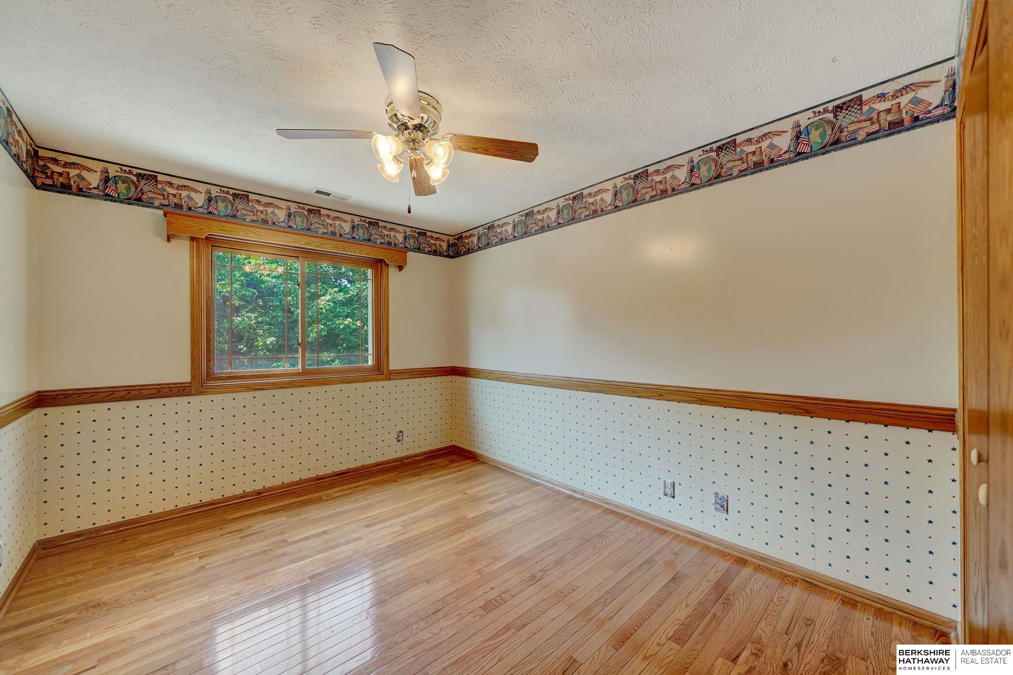 Lincoln, Nebraska 68516, United States, 4 Bedrooms Bedrooms, ,4 BathroomsBathrooms,Residential,Active,224550