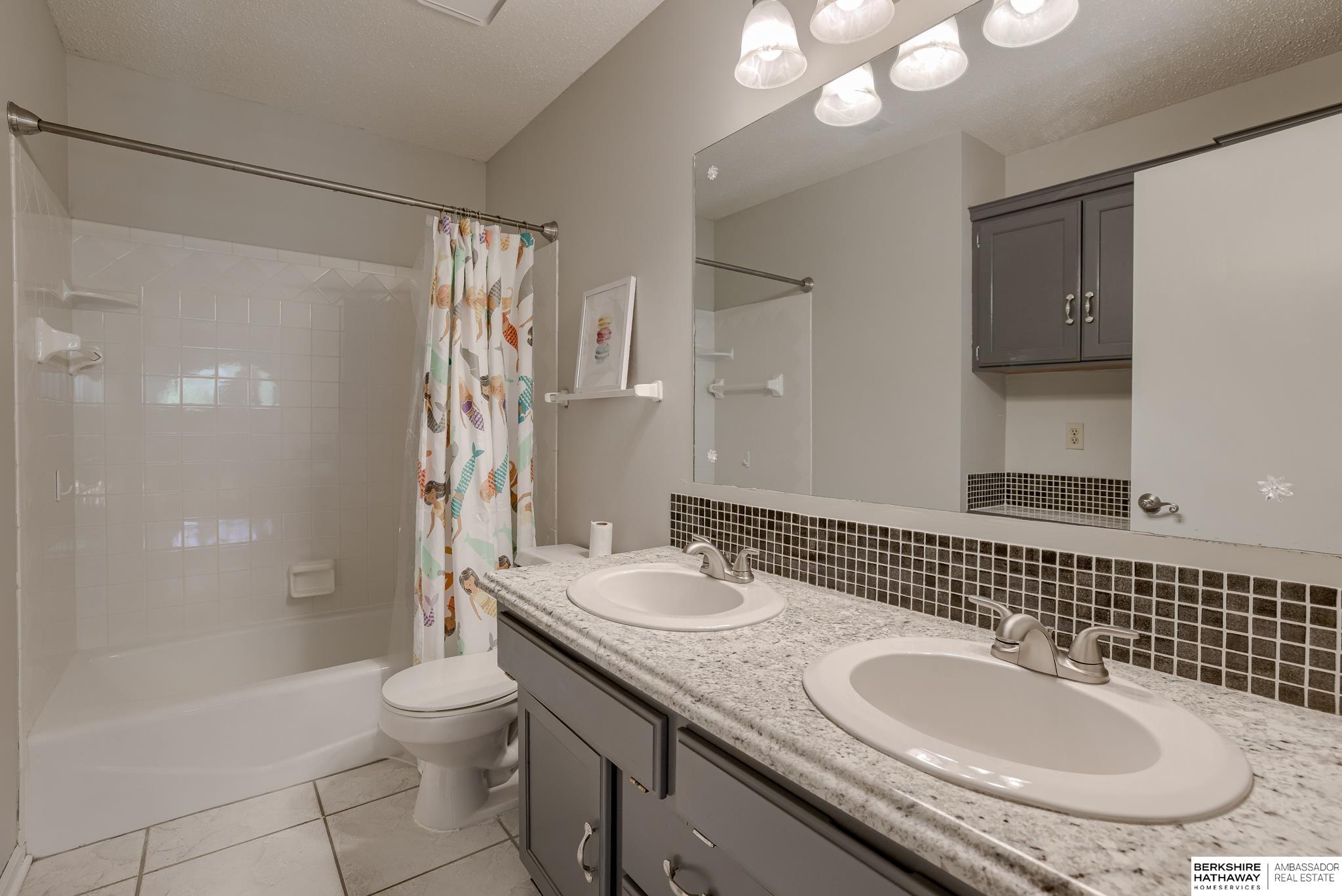 Omaha, Nebraska 68118, United States, 5 Bedrooms Bedrooms, ,3 BathroomsBathrooms,Residential,Active,217366