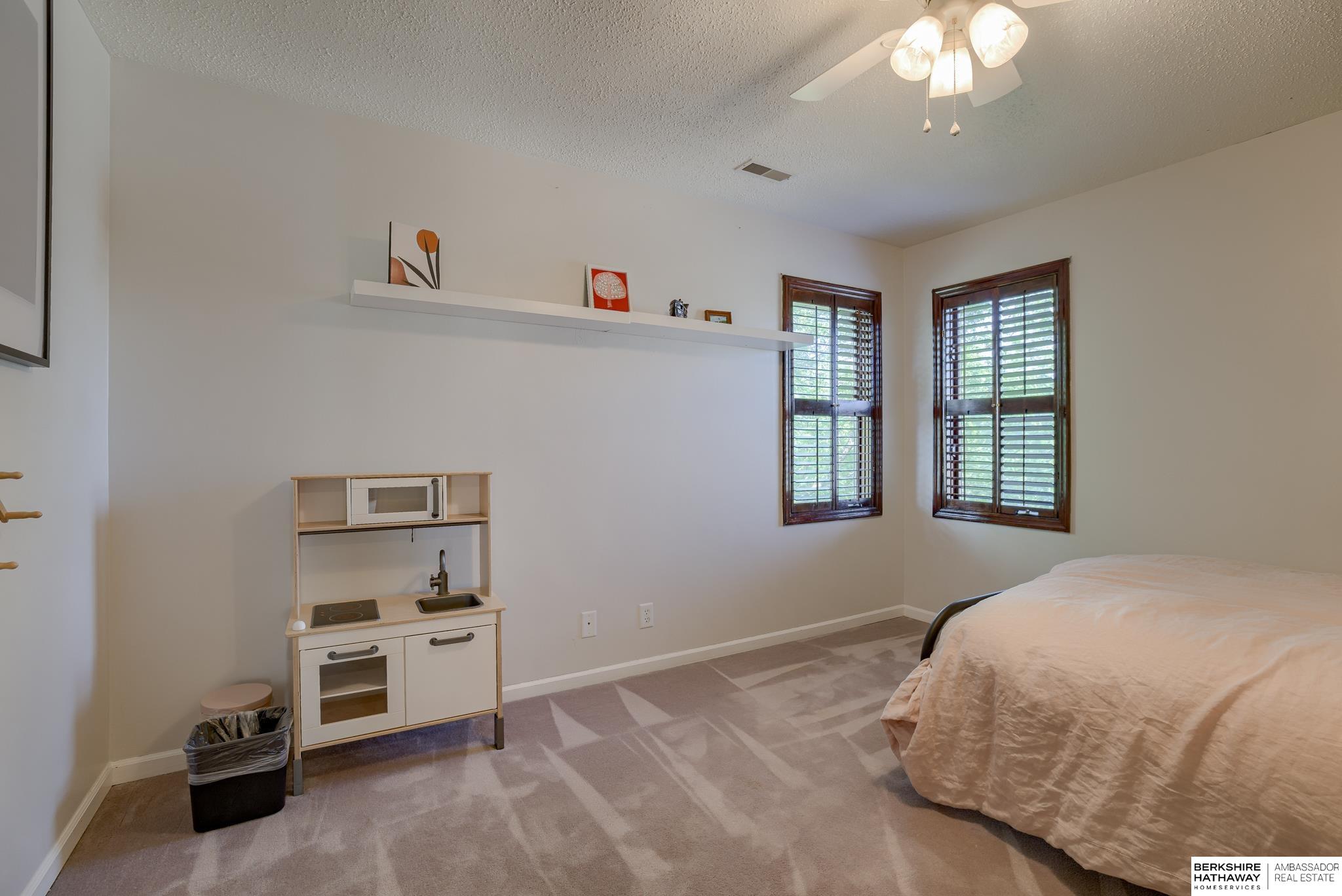 Omaha, Nebraska 68118, United States, 5 Bedrooms Bedrooms, ,3 BathroomsBathrooms,Residential,Active,217366