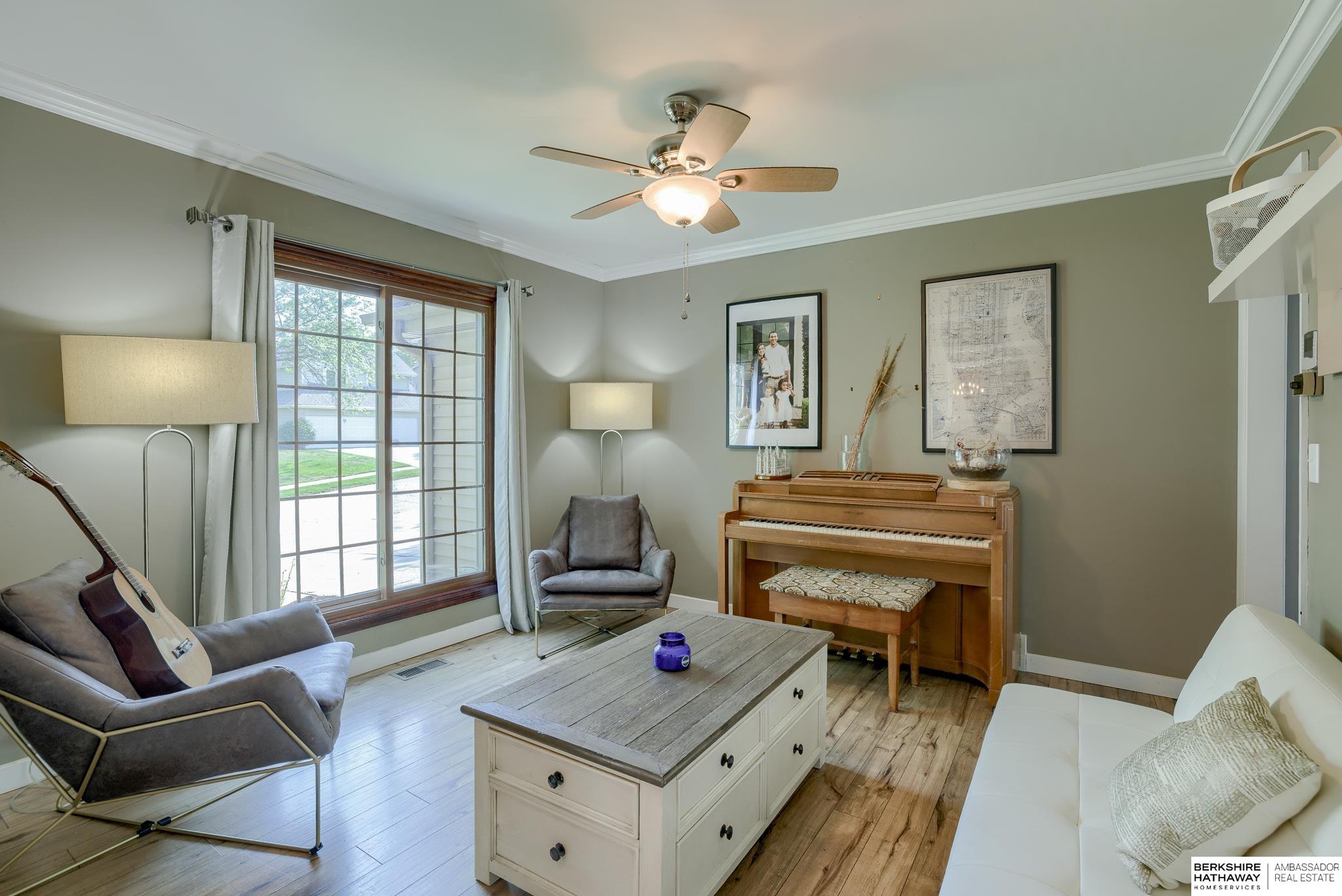 Omaha, Nebraska 68118, United States, 5 Bedrooms Bedrooms, ,3 BathroomsBathrooms,Residential,Active,217366