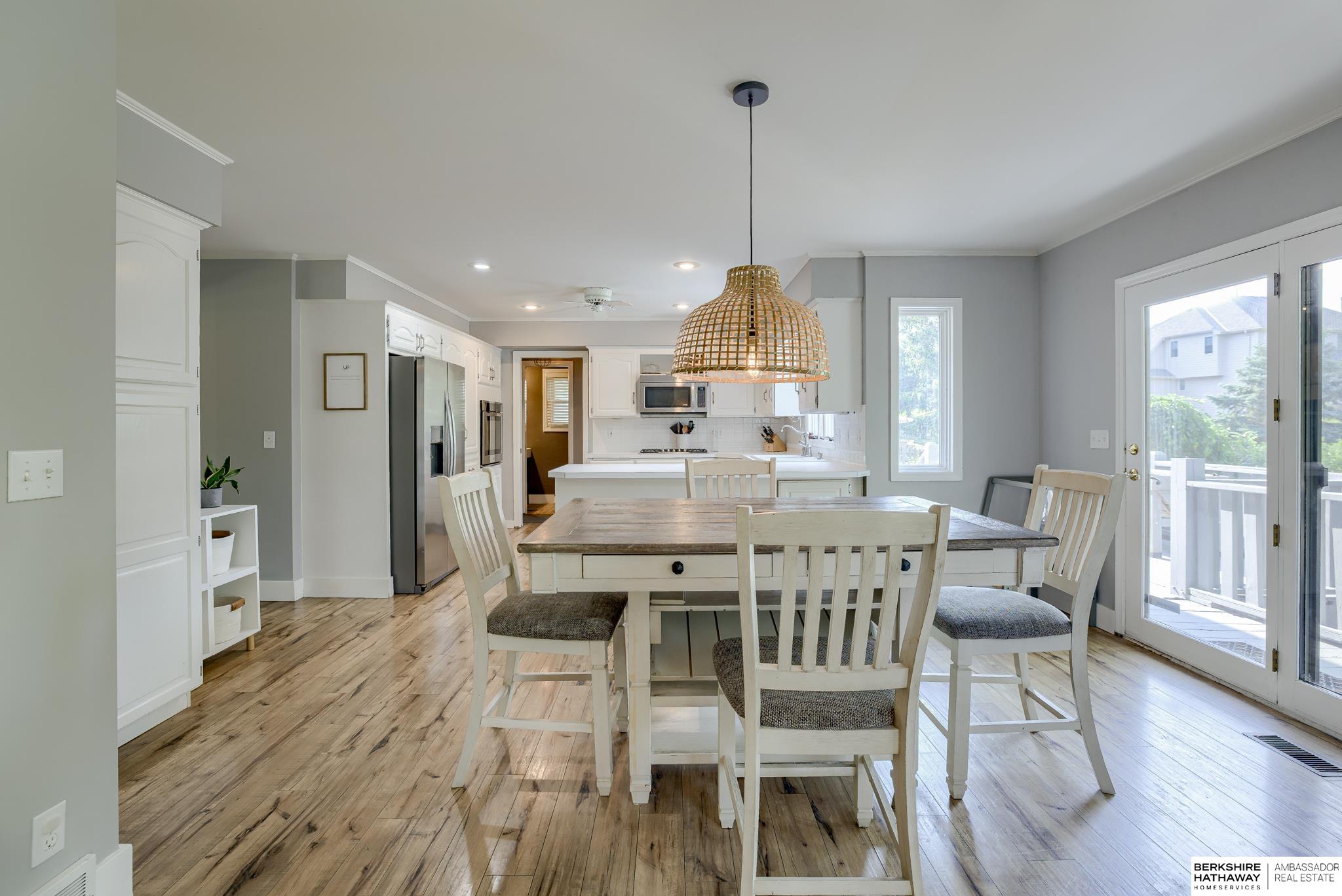 Omaha, Nebraska 68118, United States, 5 Bedrooms Bedrooms, ,3 BathroomsBathrooms,Residential,Active,217366