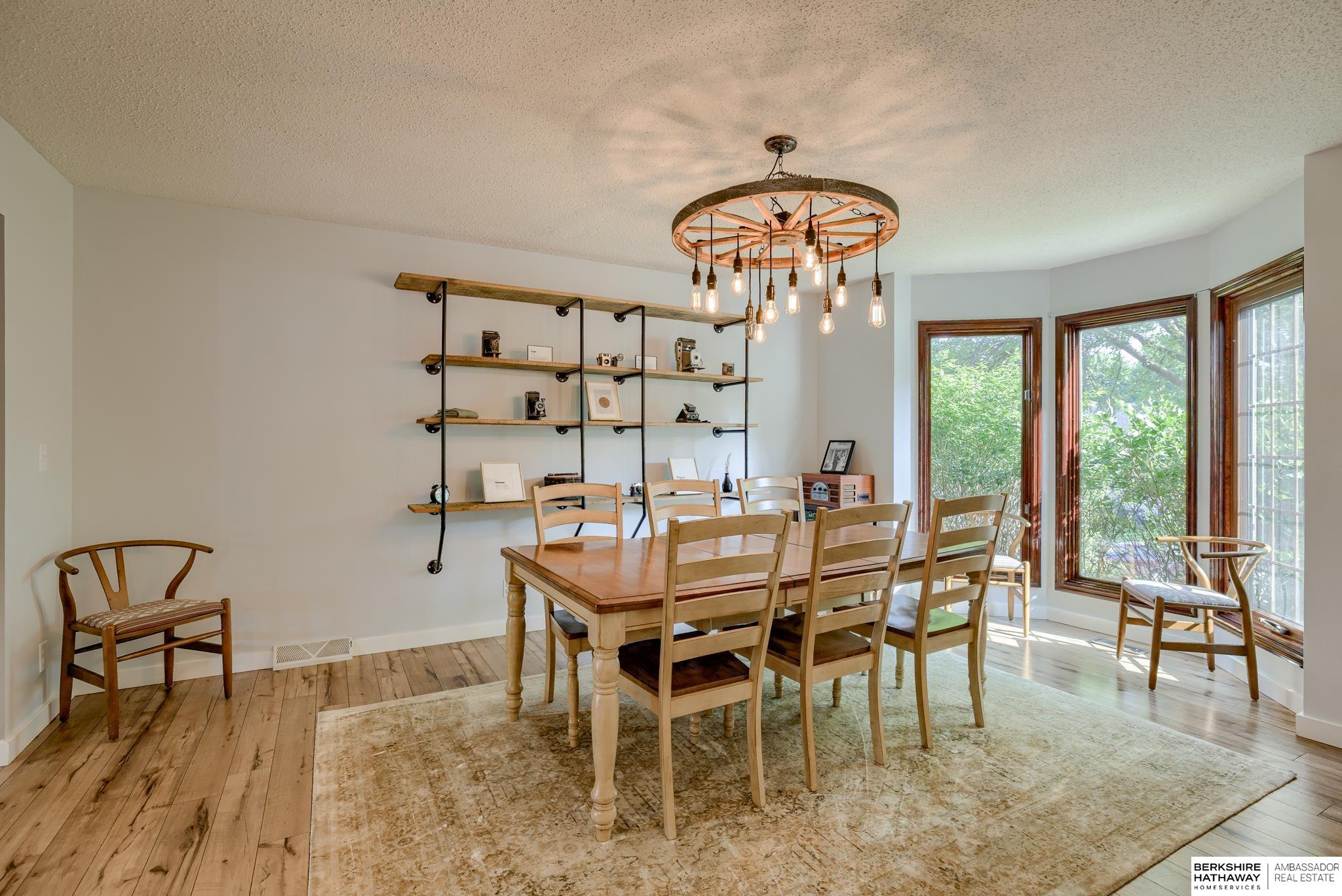 Omaha, Nebraska 68118, United States, 5 Bedrooms Bedrooms, ,3 BathroomsBathrooms,Residential,Active,217366