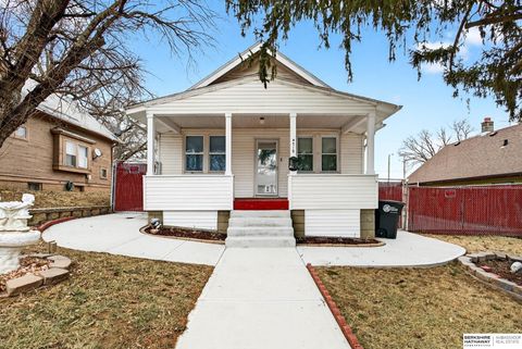 Photo of 4719 N 36th Avenue, Omaha, NE 68111 (MLS # 22603428)