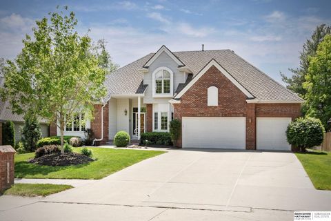 Photo of 13027 Charles Street, Omaha, NE 68154 (MLS # 22612519)