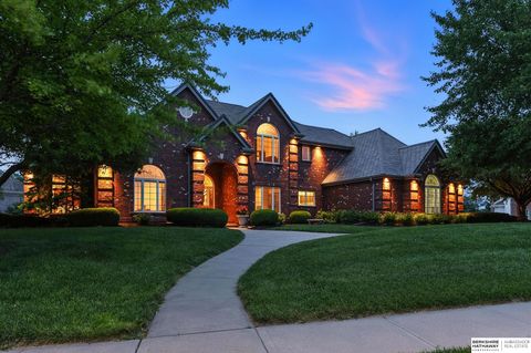 Photo of 13414 Eagle Run Drive, Omaha, NE 68164 (MLS # 22520158)