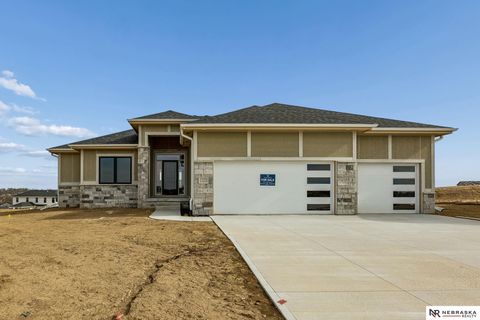 Photo of 11121 N 162 Circle, Bennington, NE 68007 (MLS # 22612725)