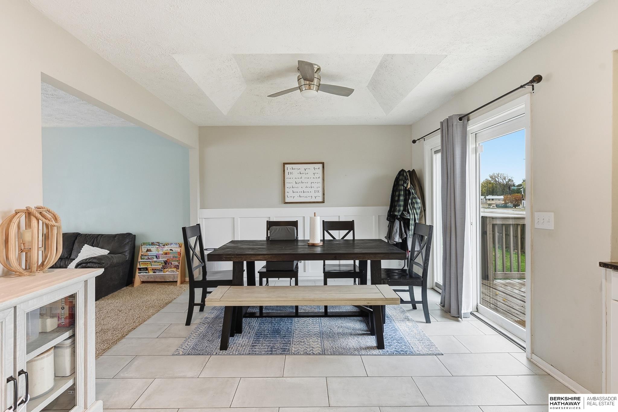 Omaha, Nebraska 68144, United States, 3 Bedrooms Bedrooms, ,2 BathroomsBathrooms,Residential,Active,235702