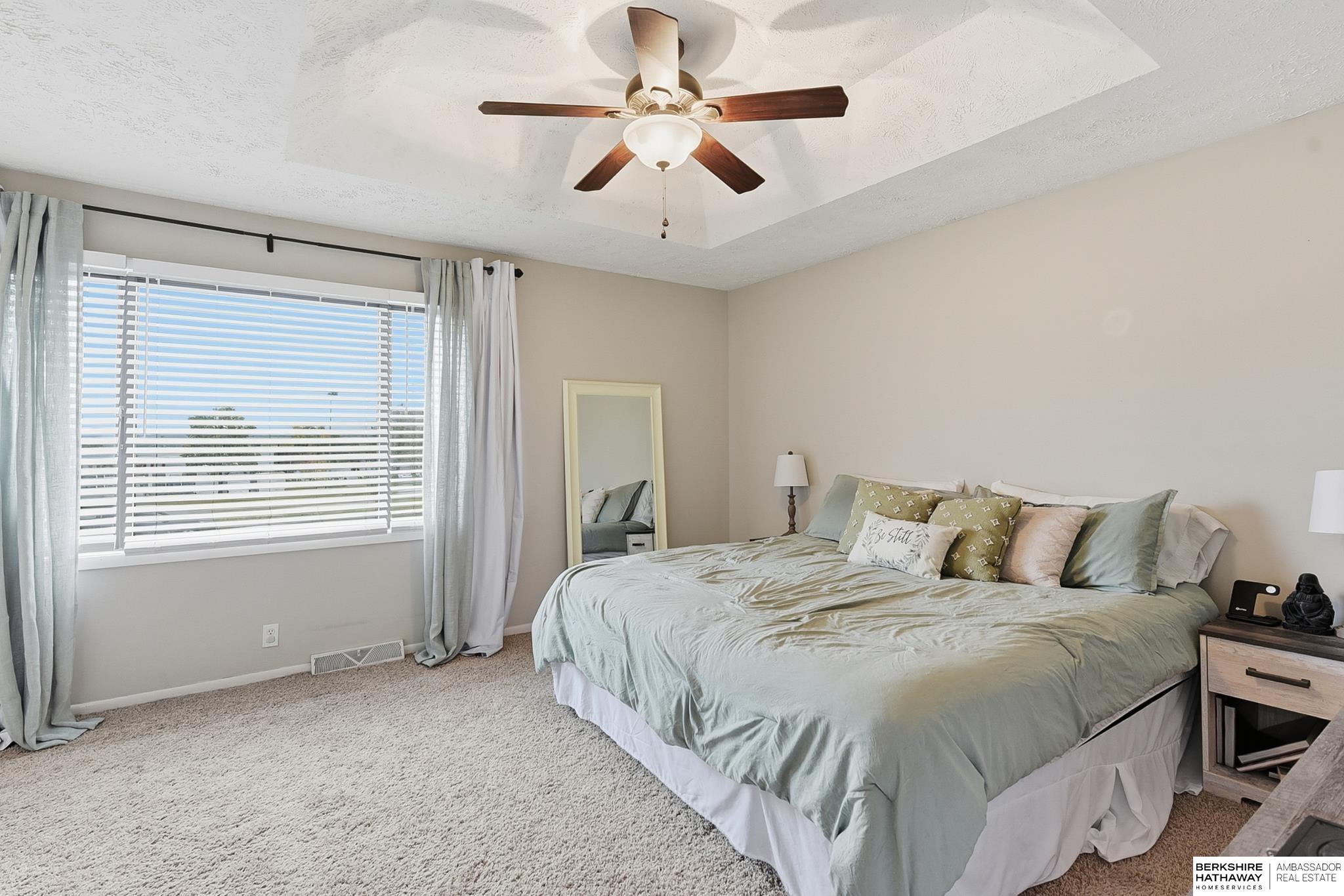 Omaha, Nebraska 68144, United States, 3 Bedrooms Bedrooms, ,2 BathroomsBathrooms,Residential,Active,235702