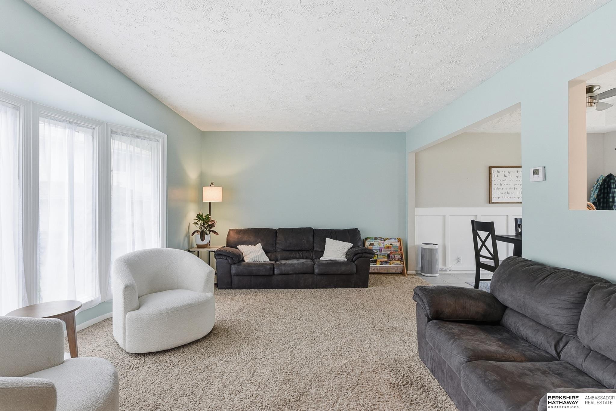 Omaha, Nebraska 68144, United States, 3 Bedrooms Bedrooms, ,2 BathroomsBathrooms,Residential,Active,235702