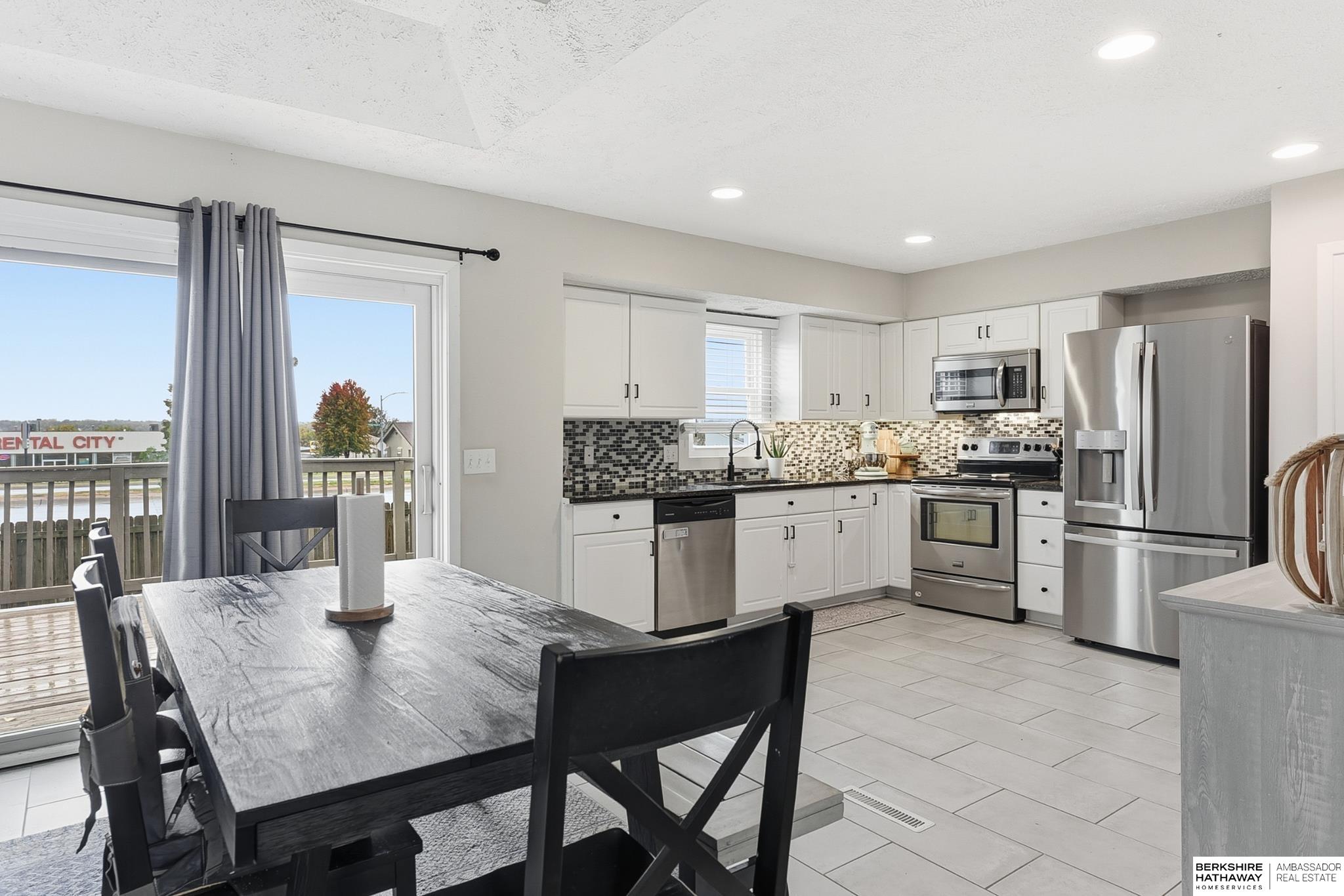 Omaha, Nebraska 68144, United States, 3 Bedrooms Bedrooms, ,2 BathroomsBathrooms,Residential,Active,235702