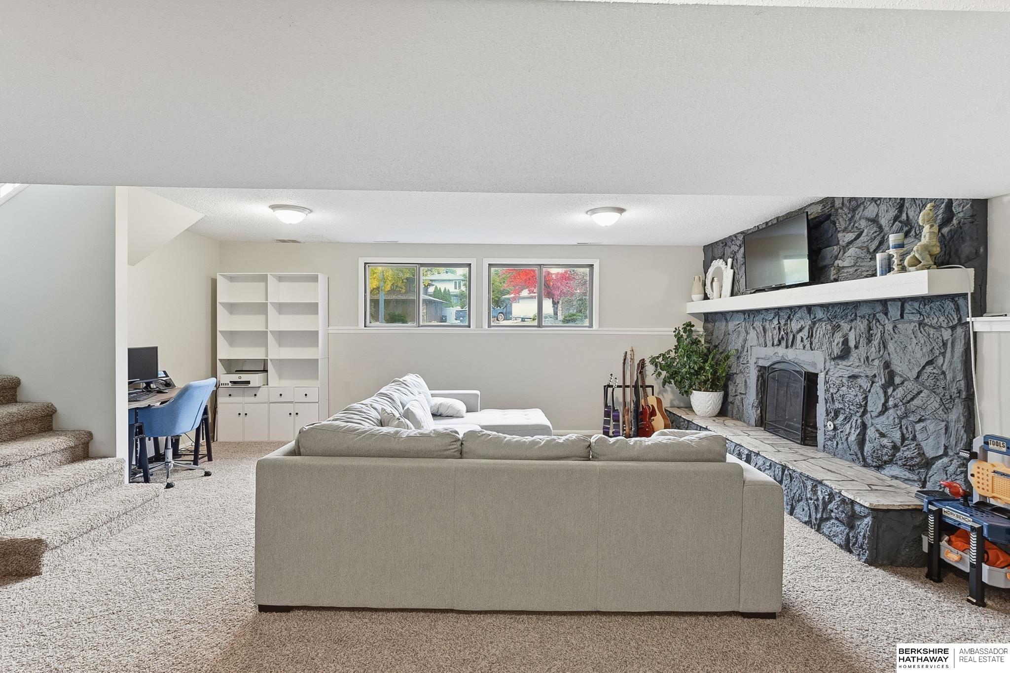 Omaha, Nebraska 68144, United States, 3 Bedrooms Bedrooms, ,2 BathroomsBathrooms,Residential,Active,235702