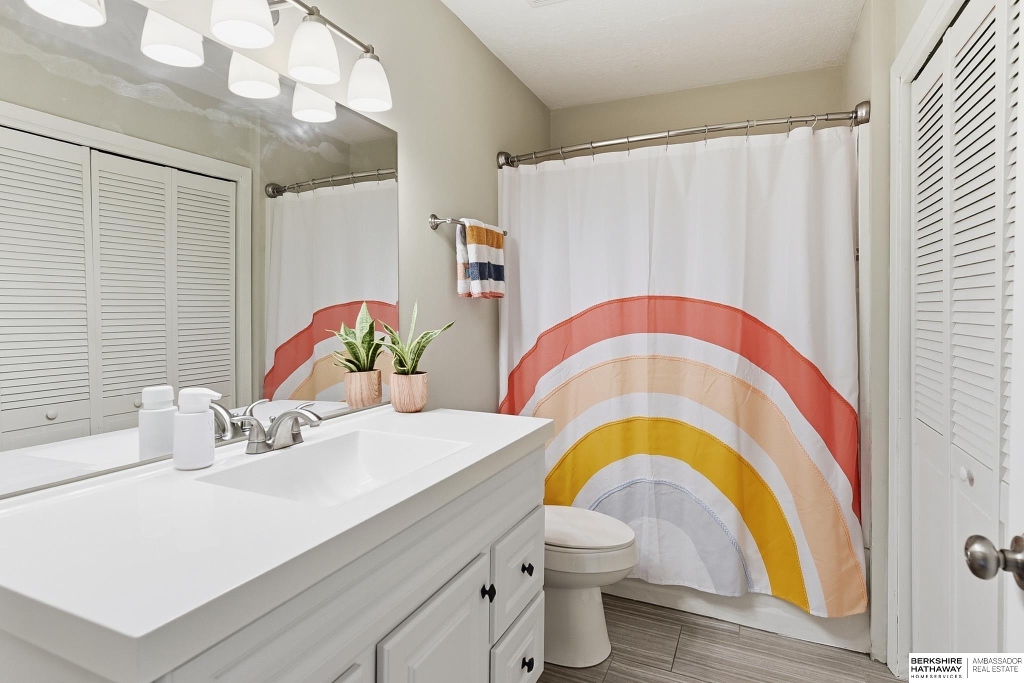 Omaha, Nebraska 68144, United States, 3 Bedrooms Bedrooms, ,2 BathroomsBathrooms,Residential,Active,235702