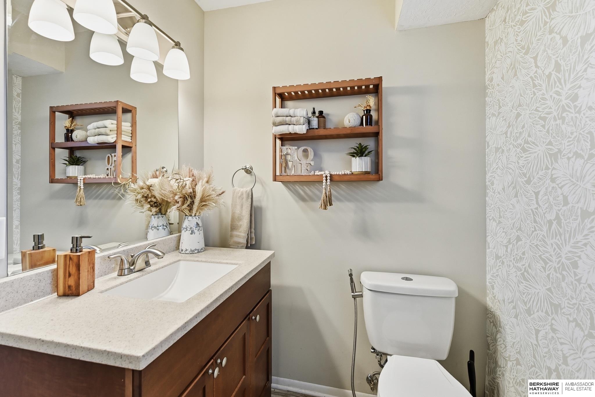 Omaha, Nebraska 68144, United States, 3 Bedrooms Bedrooms, ,2 BathroomsBathrooms,Residential,Active,235702