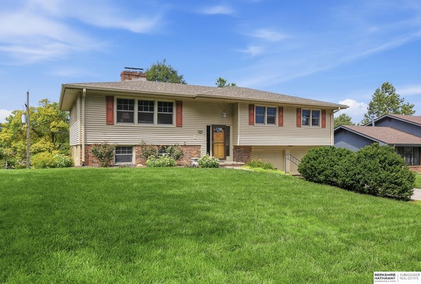 638 S 126TH ST, OMAHA, NE 68154 - Image ab1329899ef01ac80554a697da77bda8/2820167135