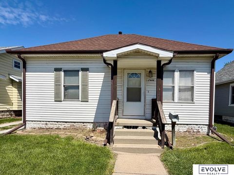 Photo of 2444 E Avenue, Council Bluffs, IA 51501 (MLS # 22610519)