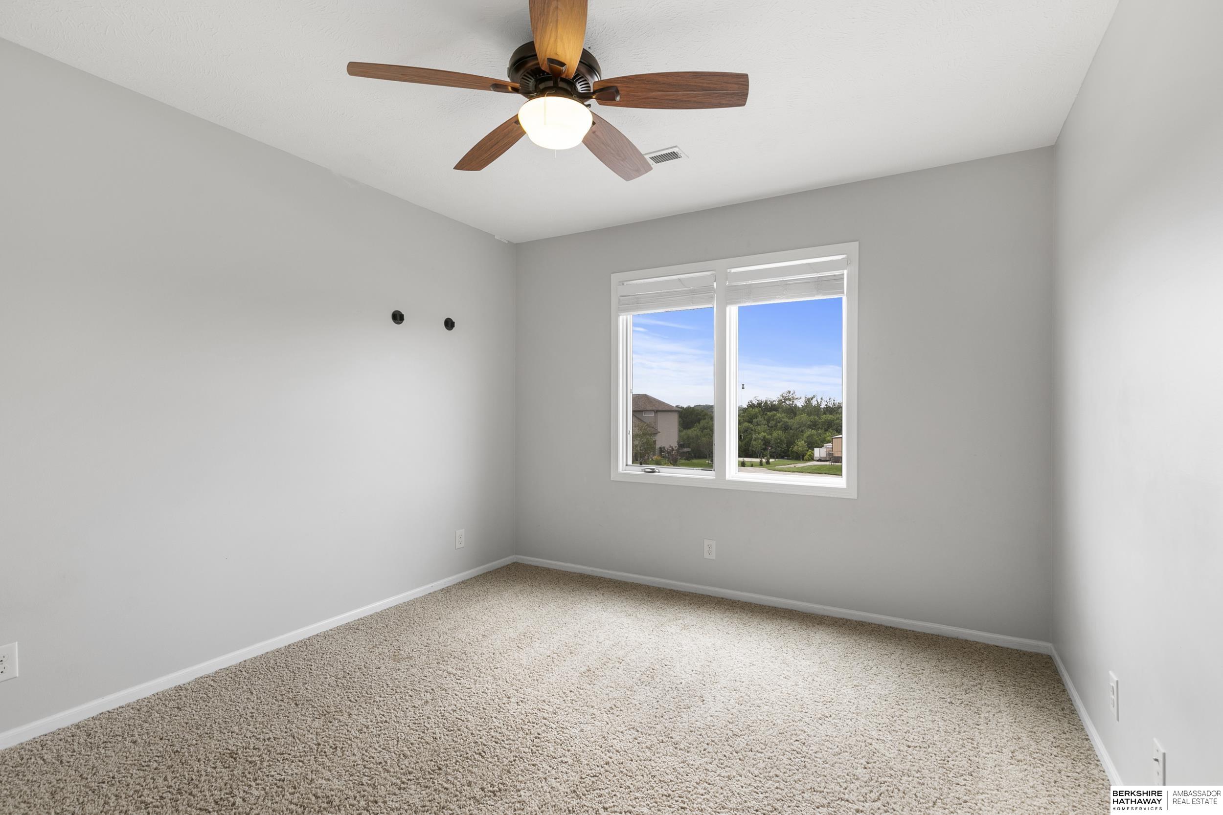 Lincoln, Nebraska 68532, United States, 4 Bedrooms Bedrooms, ,4 BathroomsBathrooms,Residential,Pending,202847