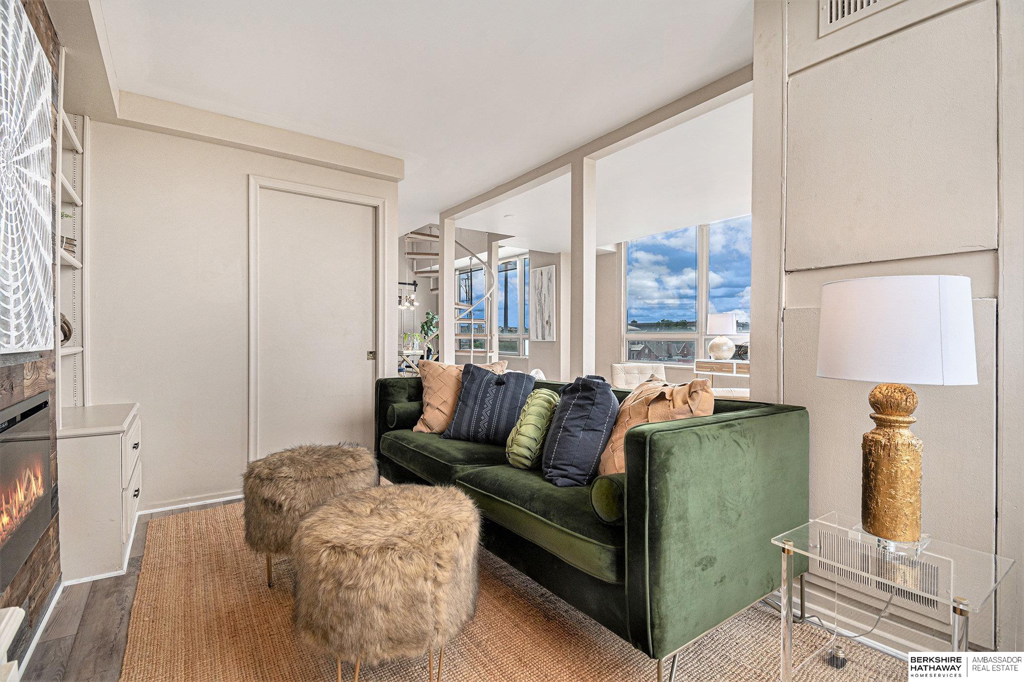 Omaha, Nebraska 68131, United States, 2 Bedrooms Bedrooms, ,2 BathroomsBathrooms,Residential,Active,204621