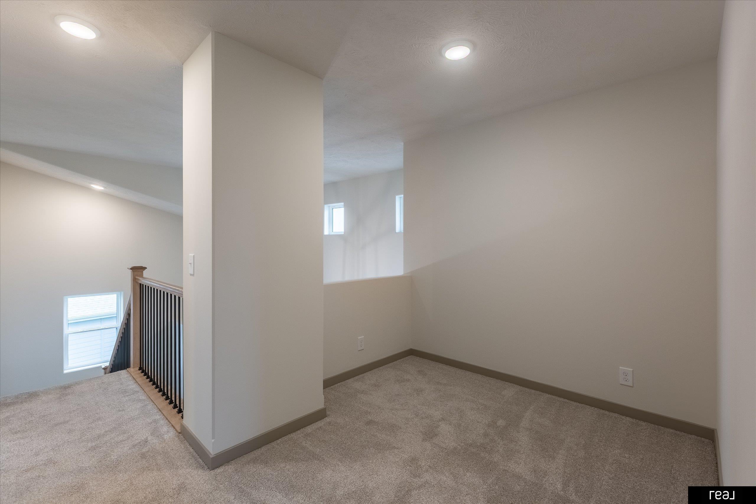 Papillion, Nebraska 68138, United States, 5 Bedrooms Bedrooms, ,3 BathroomsBathrooms,Residential,Active,227784