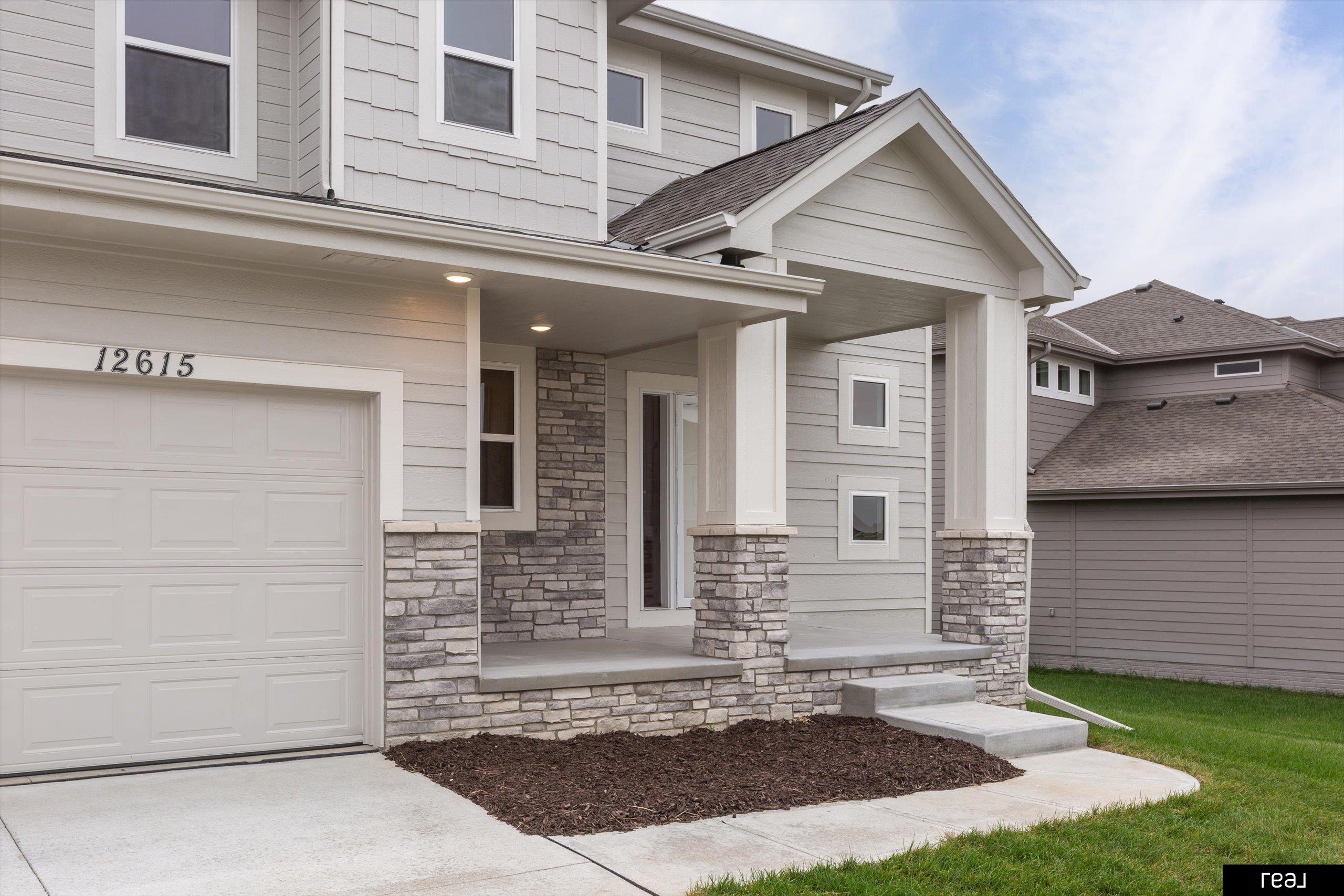 Papillion, Nebraska 68138, United States, 5 Bedrooms Bedrooms, ,3 BathroomsBathrooms,Residential,Active,227784