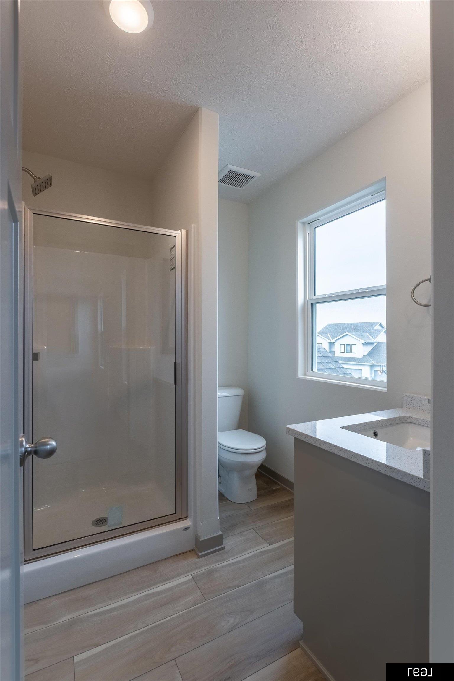 Papillion, Nebraska 68138, United States, 5 Bedrooms Bedrooms, ,3 BathroomsBathrooms,Residential,Active,227784