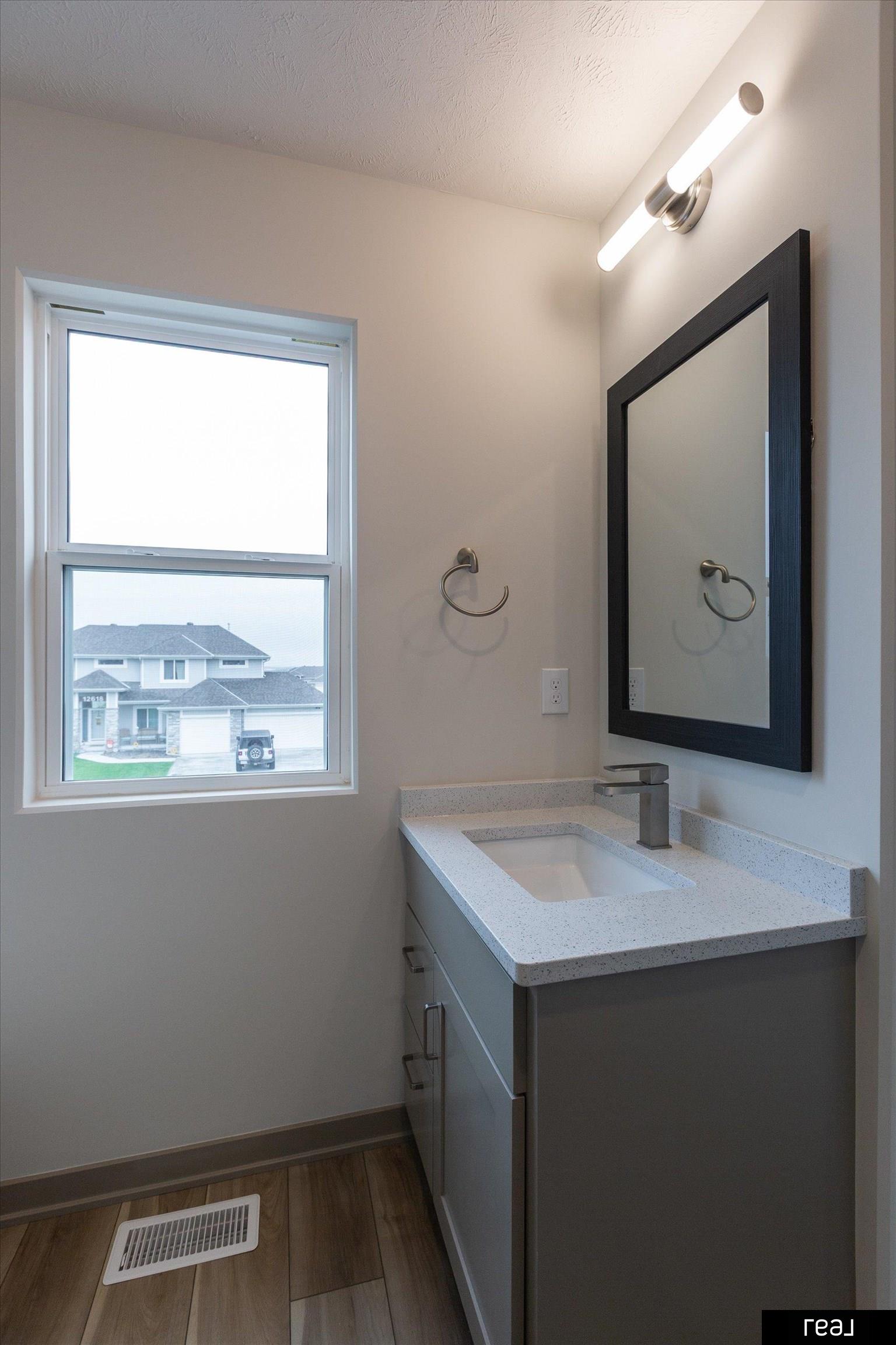 Papillion, Nebraska 68138, United States, 5 Bedrooms Bedrooms, ,3 BathroomsBathrooms,Residential,Active,227784