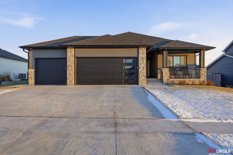 Photo of 1539 W Avalanche Road, Lincoln, NE 68521 (MLS # 22604748)