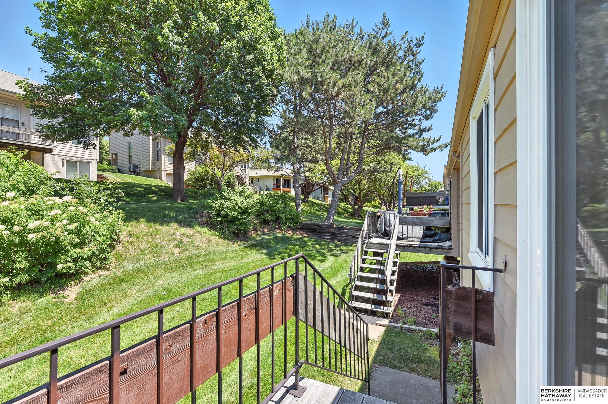 Omaha, Nebraska 68106, United States, 3 Bedrooms Bedrooms, ,2 BathroomsBathrooms,Residential,Pending,156138